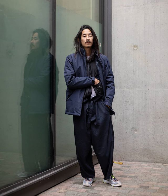 I’ve slowly been working on my collection of outerwear. I’ve got the blazers, the denim, the borderline-fancy dress Edwardian (of which is amassing several fag burns for “authenticity”), and now I have some technical pieces to consider. 
I suppose with m… instagram.com/p/Bo1ZE1rnBrR/