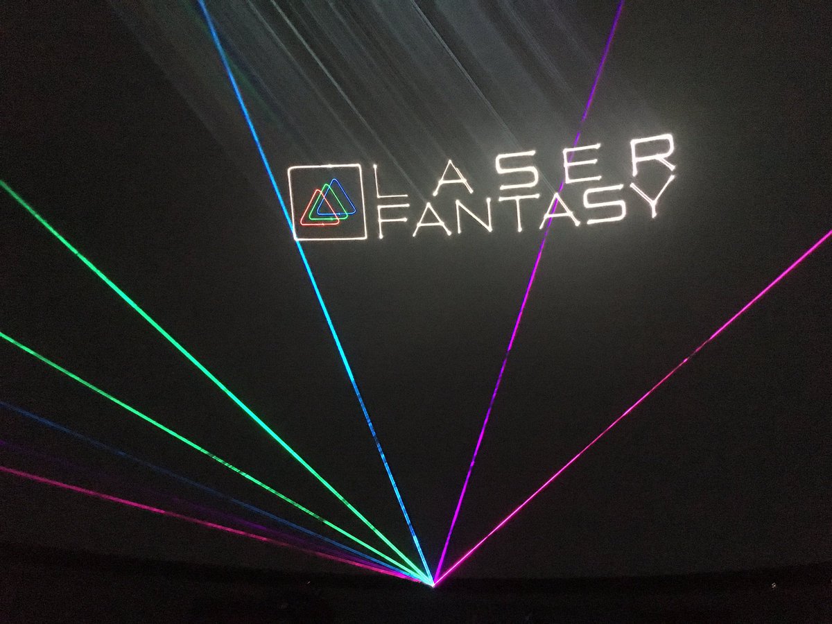 LaserFantasy's tweet photo. #LaserFantasy closed out the #glpa2018 sponsor sessions in the #abramsplanetarium last night. https://t.co/etuxIFI6Dj
