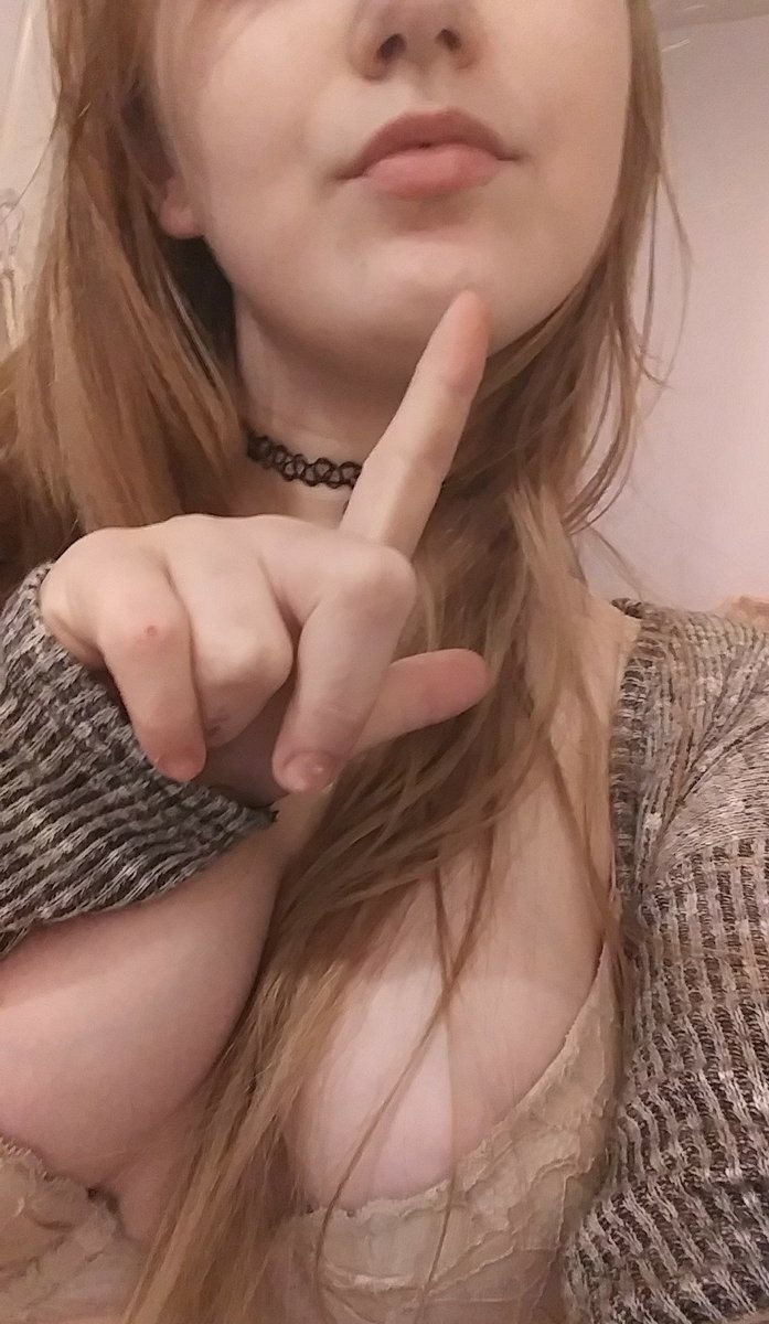 SpoiledWindy's tweet photo. Its payday!! #Spoil this #princess &amp; youll get #premium rewards no one else gets to see💰👅 Every 20$ tribute will get a little custom welcome vid JUST FOR THEM; Im feeling so nice to you worms today!😈
#findom #efdp #femdom #brat #cashslave #paypig #fetish @find0m @rtfemdom1 https://t.co/EU817txaIn