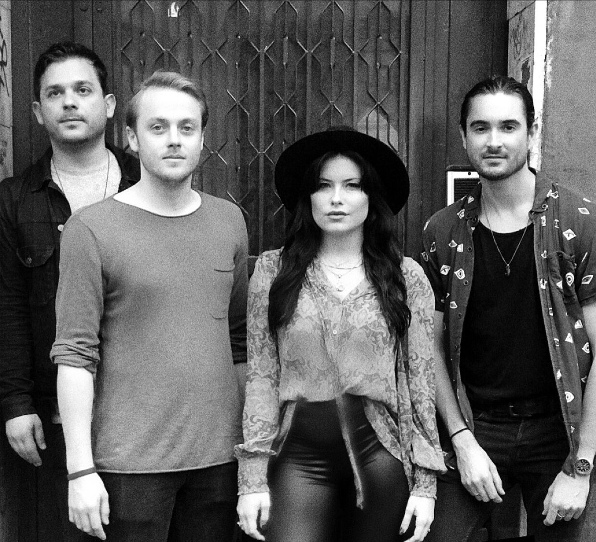 Last night was rad. Thank you <a href="/boweryelectric/">The Bowery Electric ⚡️</a> for having us <a href="/YoungThievesX/">youngthievesx</a> 🤘🏼