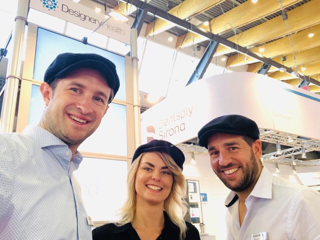 Wir freuen uns auf zwei spannnde Messetage auf der Fachdental Südwest. Kommt gerne vorbei - ihr findet uns an Stand 10F36 :)
#designery #praxismarketing #fachdentalsüdwest