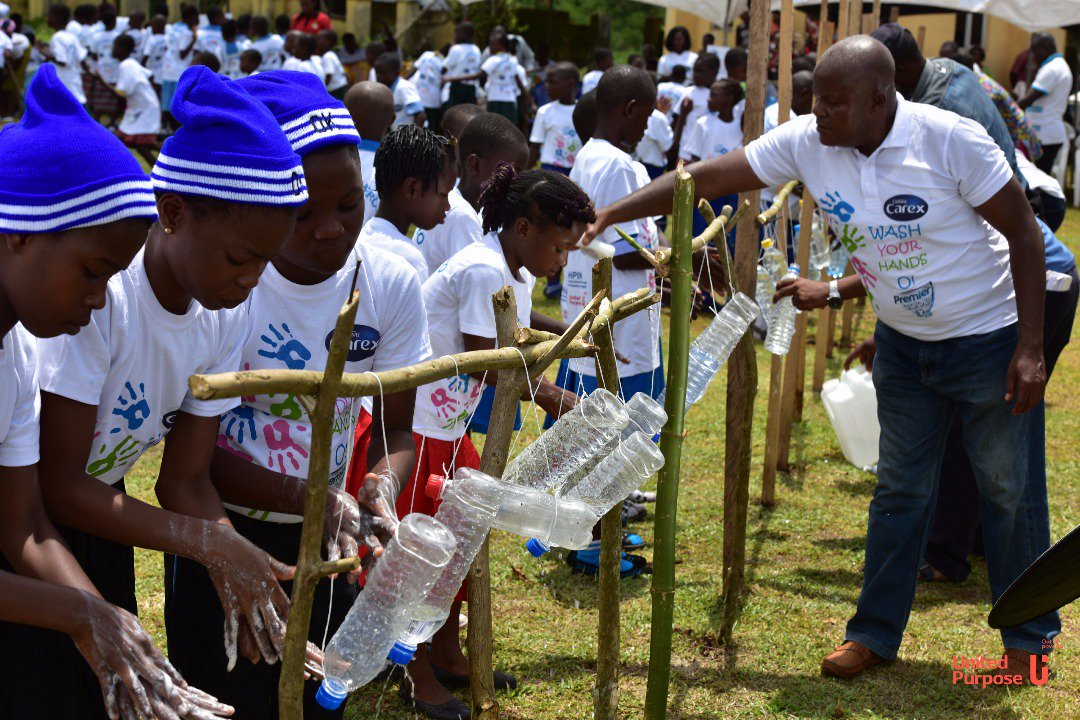 To mark the 2018 #Globalhandwashingday <a href="/UnitedPurposeNG/">UnitedPurposeNigeria</a> took the #WashyourHandsO campaign to 12 LGAs, 
240 schools and empowered
2400 hygiene heroes.
Our #HygieneHeroes are now taking the message to other schools and communities.