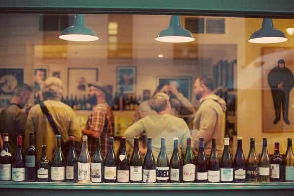 Terroirs wine bar is also amongst our top picks for wine lovers in London. Easily one of London's most interesting wine lists paired with excellent French cooking, and a lovely, fun atmosphere. buff.ly/2yvaoXS <a href="/TerroirsWineBar/">Terroirs Wine Bar</a>
