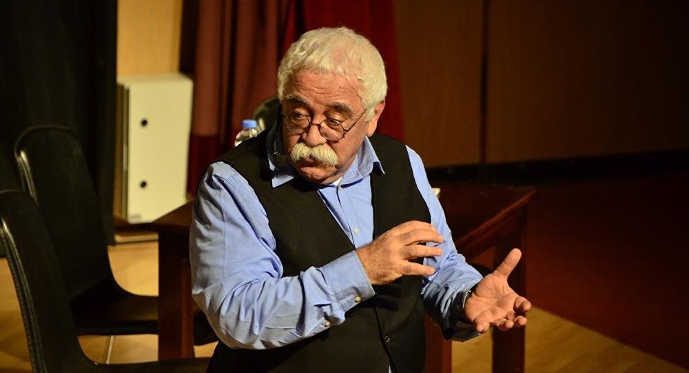 "Atatürk ile kalın, Cumhuriyet ile kalın, hoşçakalın."
Usta komedyen ve sanatçı #LeventKırca'yı özlem ve saygıyla anıyoruz.
roportajlik.com/olacak-o-kadar……/