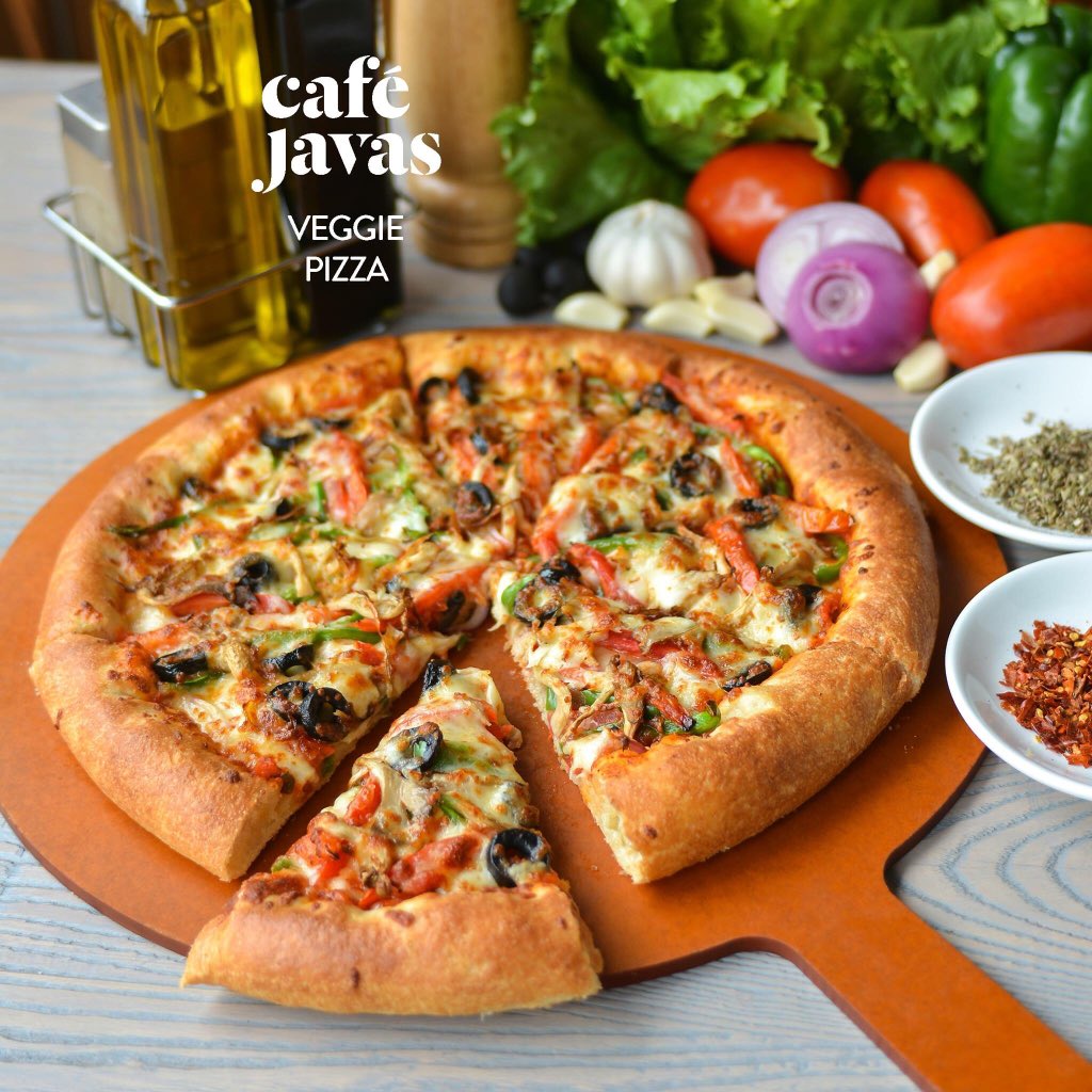 CJs__256's tweet photo. #TGIF! You have made it this far, you deserve to enjoy the weekend on a full belly 😋😋
#pizzaalldayerryday https://t.co/Cfic8cHyPh