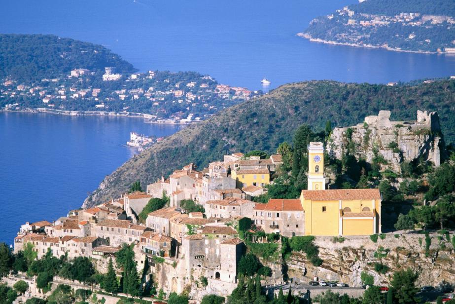 Êtes-vous prêts ? 🤩
L'inauguration des #Gourmandeze c'est aujourd'hui! Restez connectés et suivez-nous en direct ;)