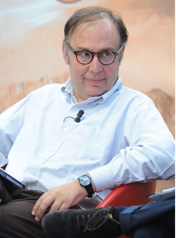 GianMarioSpacca's tweet photo. #bestoftheapps 💚
Roberto Petrini, giornalista economico de “La Repubblica” guiderà la discussione nella prima convention dei produttori di BestoftheApps.
San Ginesio.
Domenica 14 ottobre,
ore 10.30🤗 https://t.co/yMUTbx0L8s