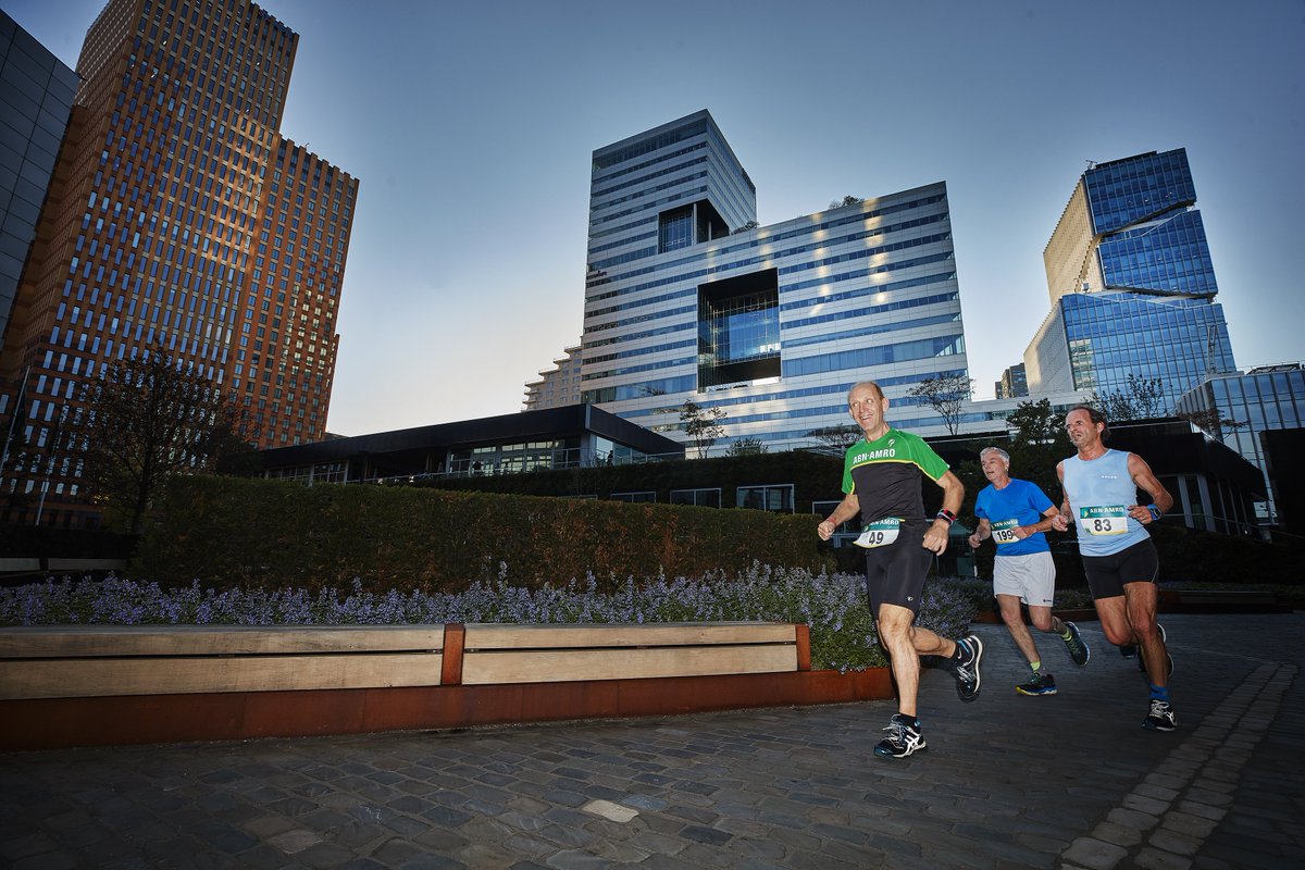 HetVergetenKind's tweet image. Een sportieve middag gister bij @ABNAMRO tijdens de Gebouwenloop voor Het Vergeten Kind! #inactie #sponsorloop #samensterk #hetvergetenkind