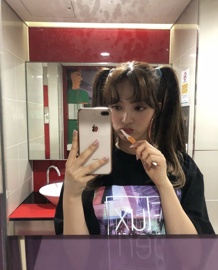 grlfriendchanmi's tweet photo. ⠀⠀
⠀⠀ ⠀⠀⠀ ⠀⠀ ⠀⠀ ➳ 🚺
⠀ https://t.co/Jdmx8xUhZb