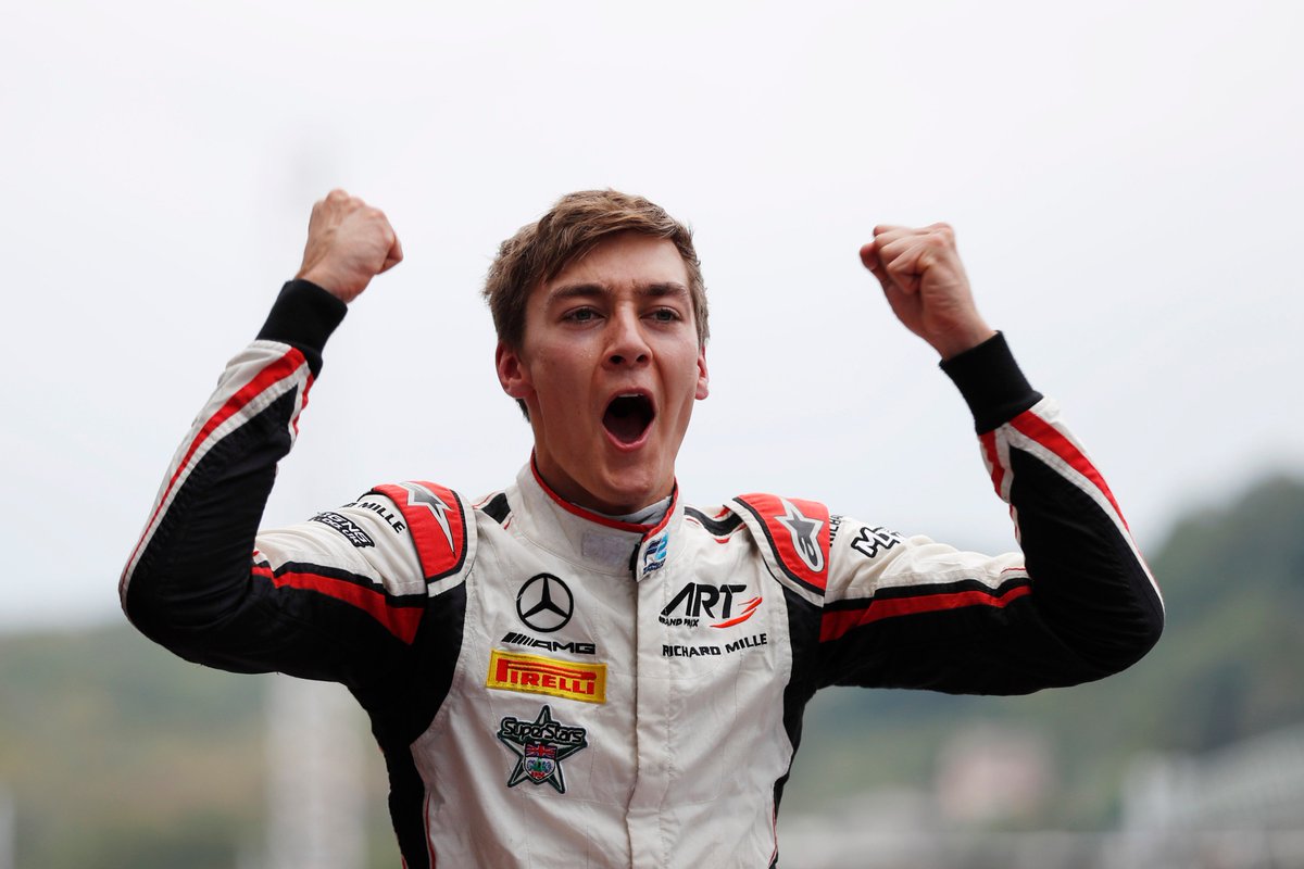 F1's tweet image. "It's a huge honour to join a team of @WilliamsRacing's prestige and heritage... Formula 1 has been a lifelong dream"

Welcome to #F1, @GeorgeRussell63 👊 

Full story as he signs a multi-year deal with Williams ✍️

&amp;gt;&amp;gt; f1.com/Russell-Deal