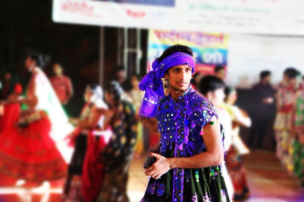 mohit5678's tweet photo. This Garba #mandatorypic https://t.co/sQR8XpobPf
