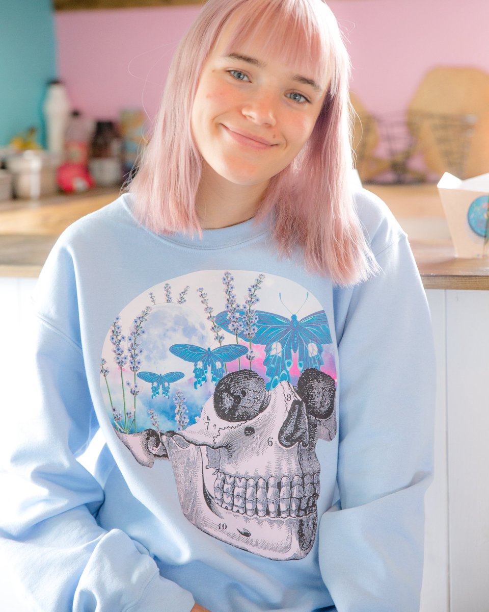 Grunge__Monkey's tweet photo. It's most definitely a snuggly sweater day today 🍁☔🍁☔ and this is our new favourite 😍😍😍 shop yours now online or at @2ndfloorchester 👍
#rainyday #cosysweaters #snuggly #snugasabug #cutesweaters #oversizedsweater #skullsweater #mothprint #mothmoon #grungemonkey https://t.co/0OxVTAqfuL