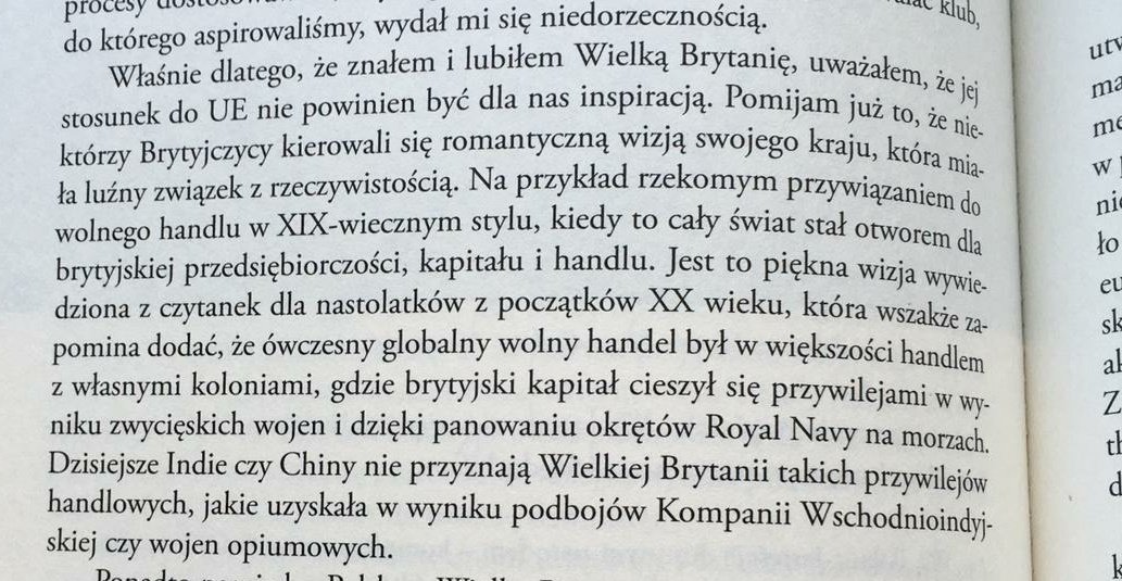 Sikorski takes a swipe at Global Britain Brexiteers, saying that 'some Brits were guided by romanticised vision of their country, loosely linked with reality' & visions of 'free trade XIXc style', 'straight from early XXc books for teenagers', ignoring British imperialism[8/17]