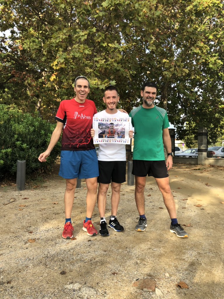 xyecrespo's tweet photo. Se me da mejor sumar kms, que montar quedadas 😂😂, pero ha sido un placer rodar 40' con @C_Castillejo y @hoommerr73 . Cerrando los #KmsXCasti. Hemos sido pocos, pero todos estabais allí https://t.co/maijT3sbsR