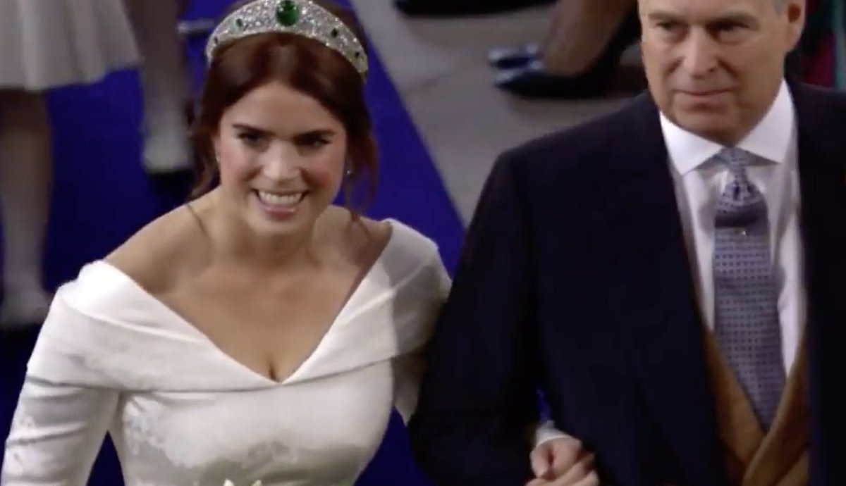 OK_Magazine's tweet photo. How beautiful does she look! #RoyalWedding https://t.co/gnNJneZ8Rj