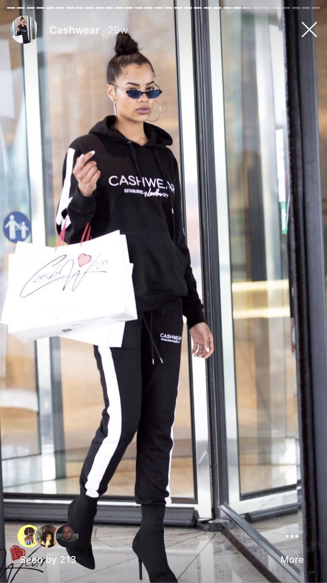 clothing_create's tweet photo. #fashion #clothing #tracksuit #hoodies #casual https://t.co/6qtNFgild6