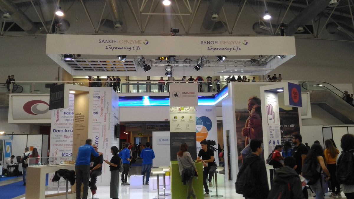 DorianaGuarino's tweet photo. Continua la giornata di #brand #journalism per noi del @Comunica_Media a Fiera di Roma per @SanofiGenzyme #mfr18 #wad #maketocare https://t.co/iGFygZtIBI