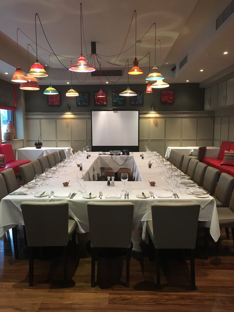 steve_und's tweet photo. All set up and ready to go for today’s thought leadership lunch with @Helen Dalby @ChronicleLive - learning about the Future of Press Advertising in the Digital Economy #pressadvertising #DigitalTransformation #disruption https://t.co/48CIGAfK50