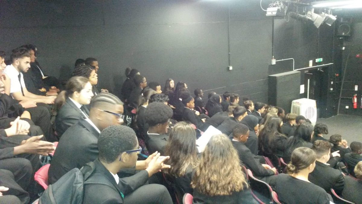 Dukes_Wallis's tweet photo. First assembly of the year done! Great start to the year with lots of exciting projects and events coming up! #IndividuallyStrong #TogetherStronger #GetInvolved @Dukes_N17 https://t.co/ov6ohIJSrJ