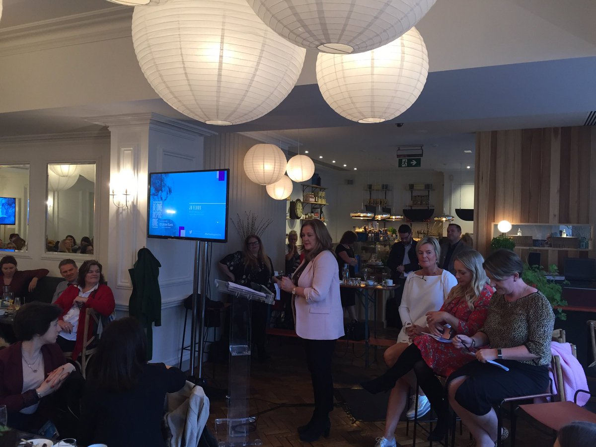 Fabulous event, fabulous ladies 😍✨ #WonderWomen #Fab #BeOneInspireOne @WeCoachPeople @UlsterBank @roisiningle <a href="/IrishTimesSales/">The Irish Times Media Solutions</a> <a href="/MaeveMcMahon/">Maeve McMahon</a> <a href="/Creaconlodge/">CreaconWellnessRetreat</a> #inspiration 🦋🎈