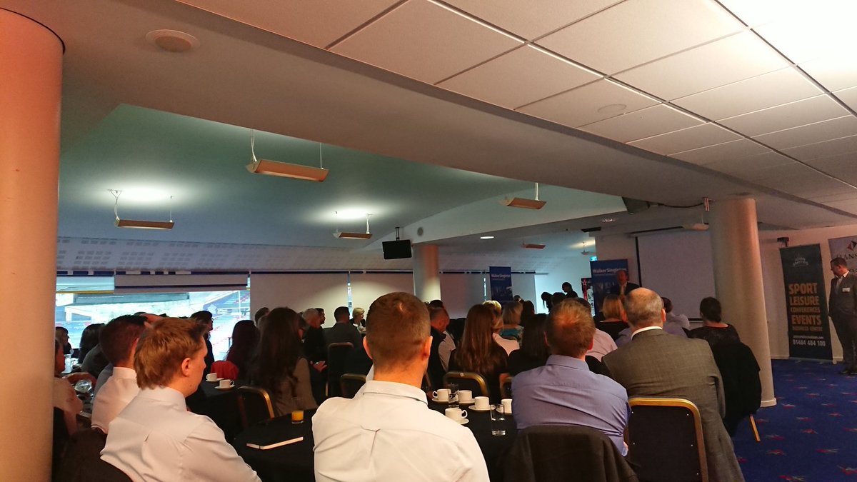 Stafflexjobs's tweet image. We&apos;re at the @WalkerSingleton and Hansons #NetworkingForum this lunchtime to hear from British Commando Dave Pearce on effective robust #leadership.