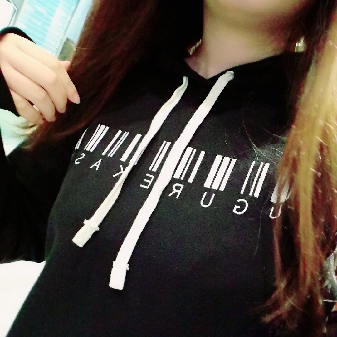 takepo__'s tweet photo. ggrksパーカーかわいい https://t.co/SrRWEz0Vfc
