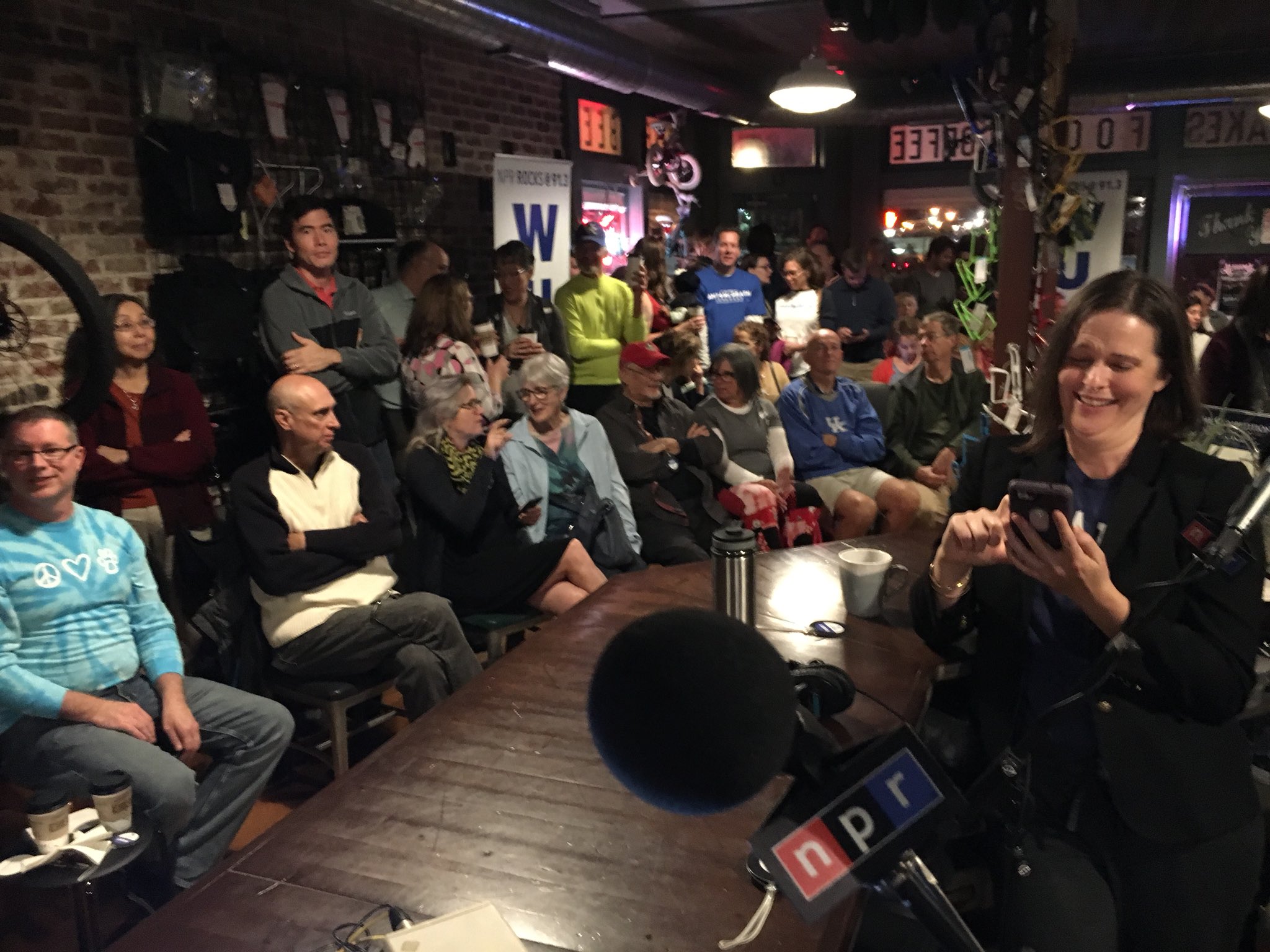 steve-inskeep-on-twitter-this-morning-s-crowd-at-broomwagonlex-for