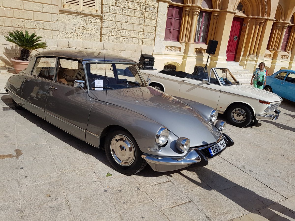 octane_magazine's tweet image. We're at the Malta Classic Mdina Concours d'Elegance, ahead of the Malta Classic Grand Prix this weekend. As you would expect, an eclectic mix of classic cars.