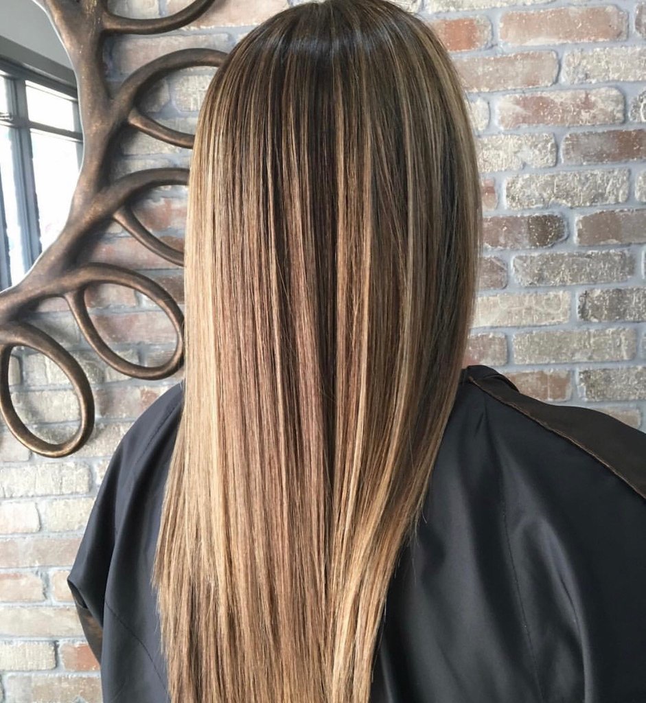 bioionic's tweet image. Smooth &amp;amp; sleek 📏
Hairstylist: Neselyn Pavao
Tools: 10X Pro UltraLight Speed Dryer &amp;amp; 10X Pro Styling Iron 
#bioionic #beautypoweredbynature