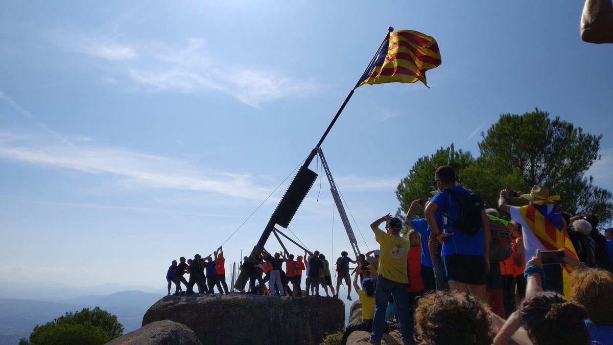 unjoanqualsevol's tweet image. Els catalans fem coses a #Collbaix