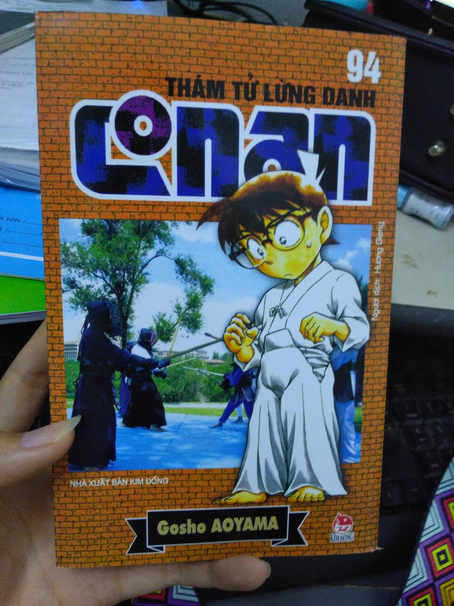 AikiEmily's tweet photo. Chờ mãi cuối cùng ẻm cũng ra lò khà khà. Thêm hẳn 4 trang màu cơ :3 :3
#DetectiveConan #Vol94 https://t.co/RMiTF8fxJK