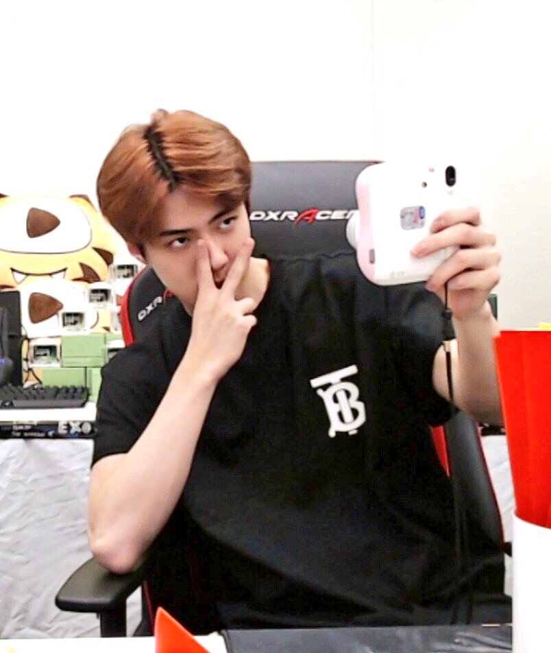 burberry tisci t shirt