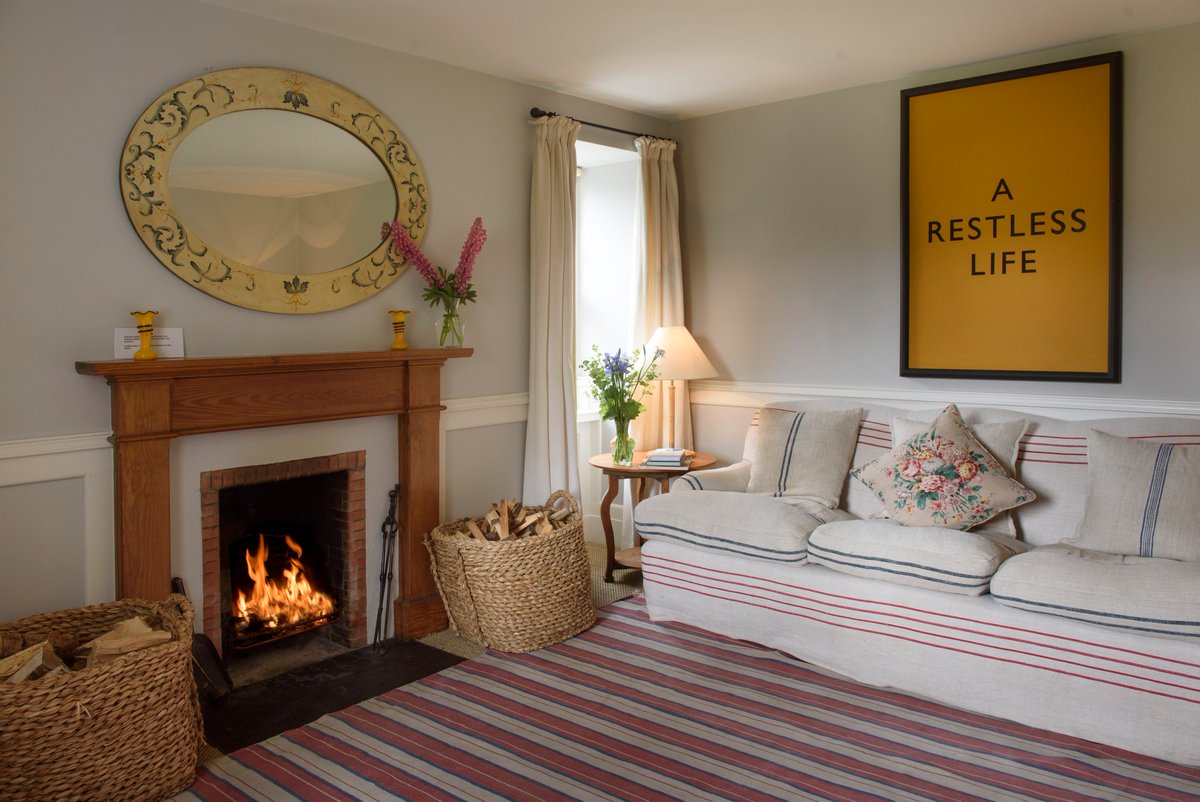 CawdorEstate's tweet photo. Thinking about a last minute October break? We have availability! https://t.co/7p41vpG33k or call 01667 402402.
#lastminuteavailability #shortbreak #holidaycottage #vacations #scottishhighlands #octoberescape #autumnbreak #selfcatering https://t.co/esED0HC8Y7