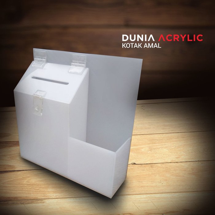 DuniaAcrylic's tweet photo. Kotak amal berbahan akrilik terlihat lebih rapih dengan penempatan yang  lebih baik, juga tersedia kunci untuk mengamankan isinya.

Spesifikasi
Bahan Akrilik putih
Ketebalan 3 mm
Lebar 7.3 cm
Panjang 24.6 cm
Tinggi 25.2 cm https://t.co/gpNz7Dv0sA