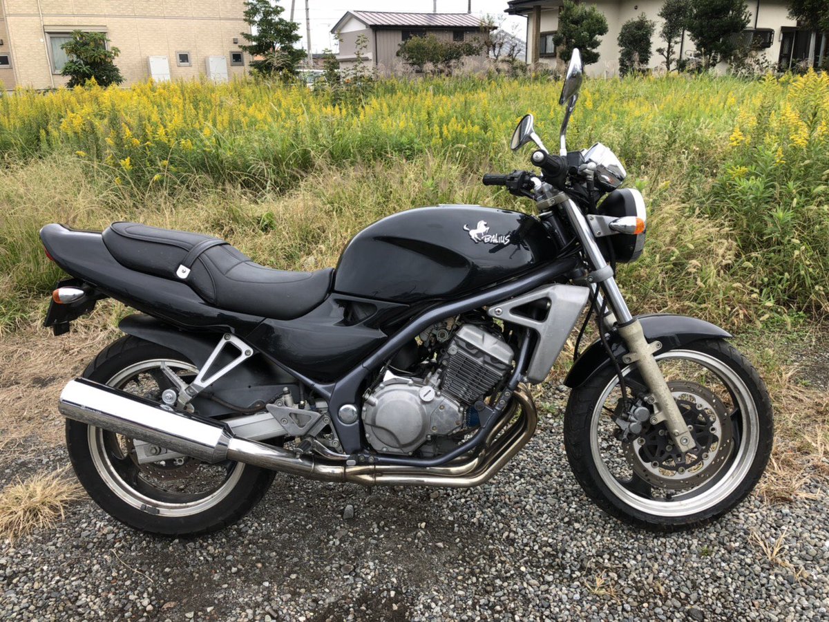 baikuurimasu's tweet photo. 極上✨レッドバ○ン、クオリティー！

今となっては貴重なバリオス、フル純正車両で自信のある1台です

程度良好、不具合ありません

格安22万で売ります

興味ある方、下取り等画像のQRコードよりLINEください

#拡散
#バリオス https://t.co/kJFLqRwCJC