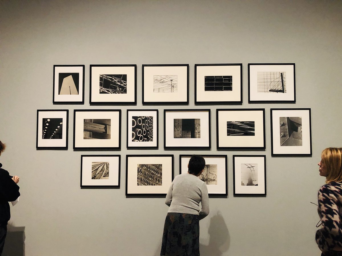 AartsSophie's tweet photo. #shapeoflight exhibition at the @Tate Modern - a truly en-light-ening experience. Here are some of my favourite photographs https://t.co/WXqbqIEcmP