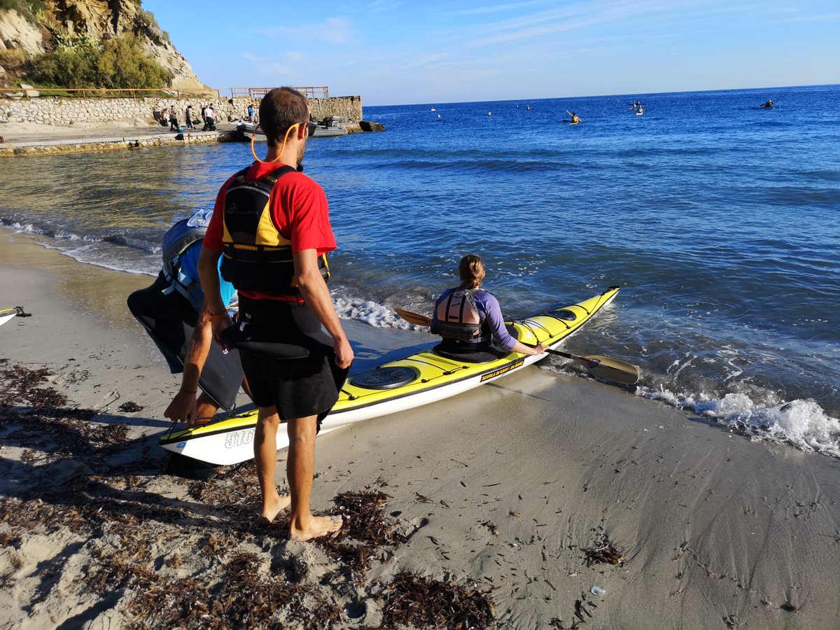 viaggidelgenio's tweet photo. On sunny day of autumn, some kayaking and scuba diving still are the best way to enjoy bright shade of blue of Elba island coasts #isoletoscane #activetraveltuscany #ATWS2018 #TuscanyAdventureTimes https://t.co/Vo9ldR75FC