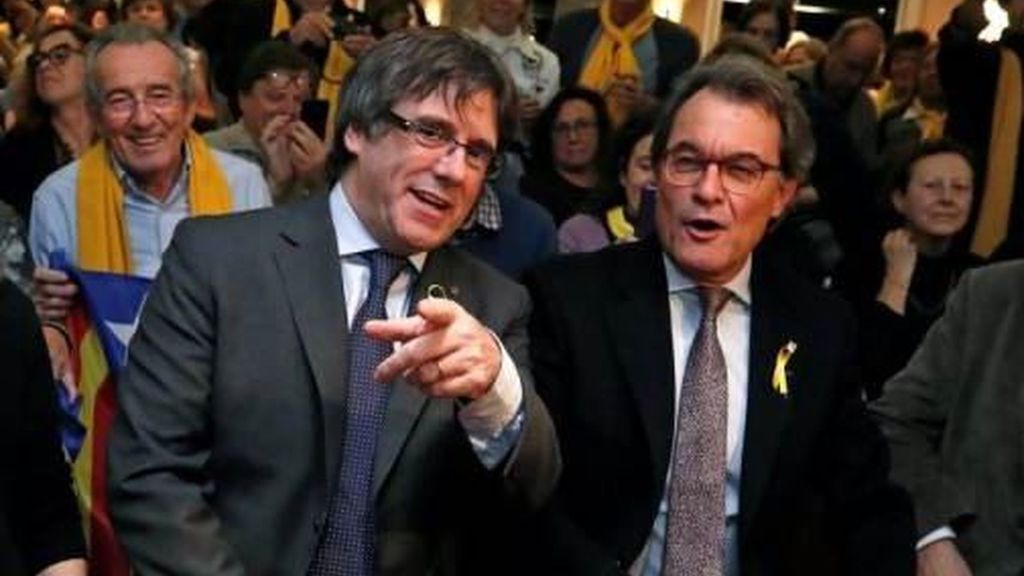 reptes_nous's tweet photo. A tota vela navegant cap a Ítaca..Bon día Catalunya..!!
@dnicatala
@EvamolloNov
@Pepsina_Mataro
@gemquim
@DOLORSREI
@margaritamitja7
@MLluisaBarrera
@BeatrizTalegon
@albadanova
@Annabel1326
@ANNASAULEDAALEI
#CapFred
#CorCalent
#PunyFerm
#PeusATerra
#Seguim
#resacelebrar https://t.co/mI33DOqRa0
