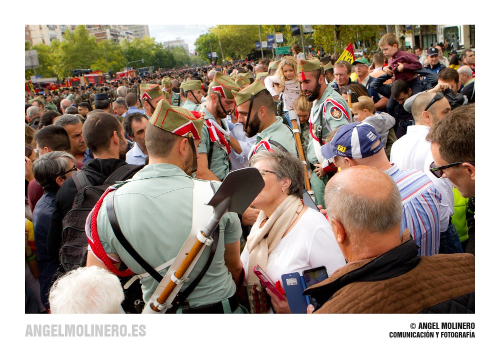 ANLH_JOMunilla's tweet photo. 🇪🇸 FIESTA NACIONAL 2018 | Madrid. Primeras fotografías, por Legionario de Honor @Angel_Molinero. En breve, más material. #OrgullososDeSerEspanoles #12octFiestaNacional #DFN2018 #12O #DiaDeLaHispanidad #LaLegión #LegionariosdeHonor @Lalegion_es https://t.co/q7gG0yoO5i