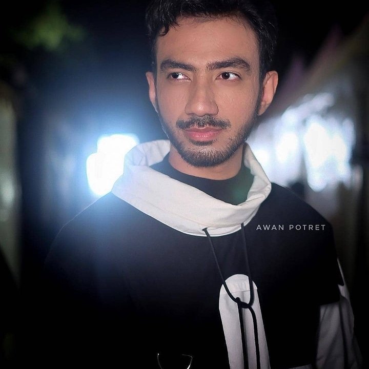 Semoga menang aa 
#IDA2018Reza