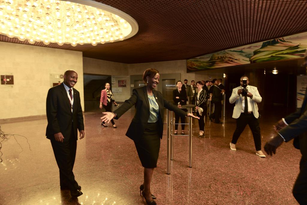 AUC_MoussaFaki's tweet photo. C'est avec une grande joie et fierté que je salue la victoire de @LMushikiwabo, la nouvelle secrétaire générale de la @OIFfrancophonie ! https://t.co/fQMX9l98z8
