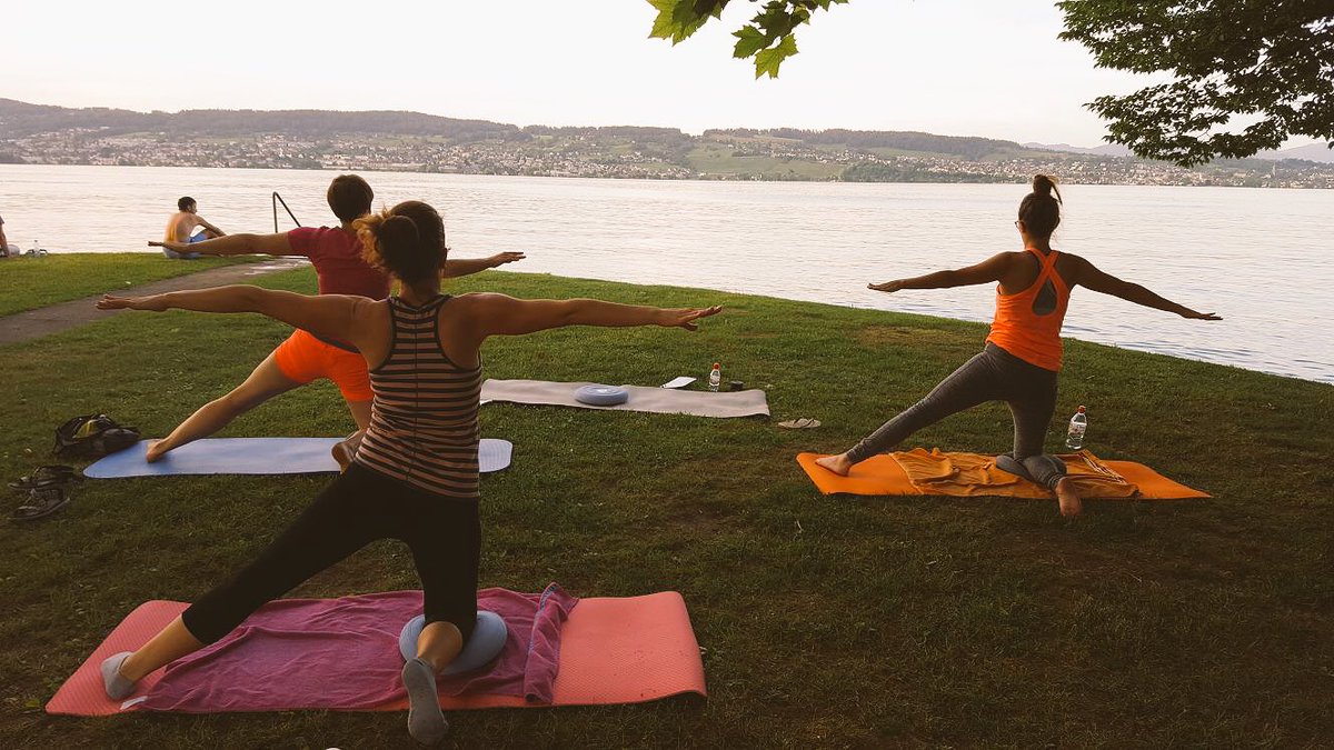 SilverCoasting's tweet photo. Today we are talking about #Pilates which is a set of controlled movements. Control is such a central topic in this form of #exercise that originally it was called "Contrology". It is not so much about what you do, but how you do it. Find out where to do Pilates in the area! https://t.co/05qAqOUZeB
