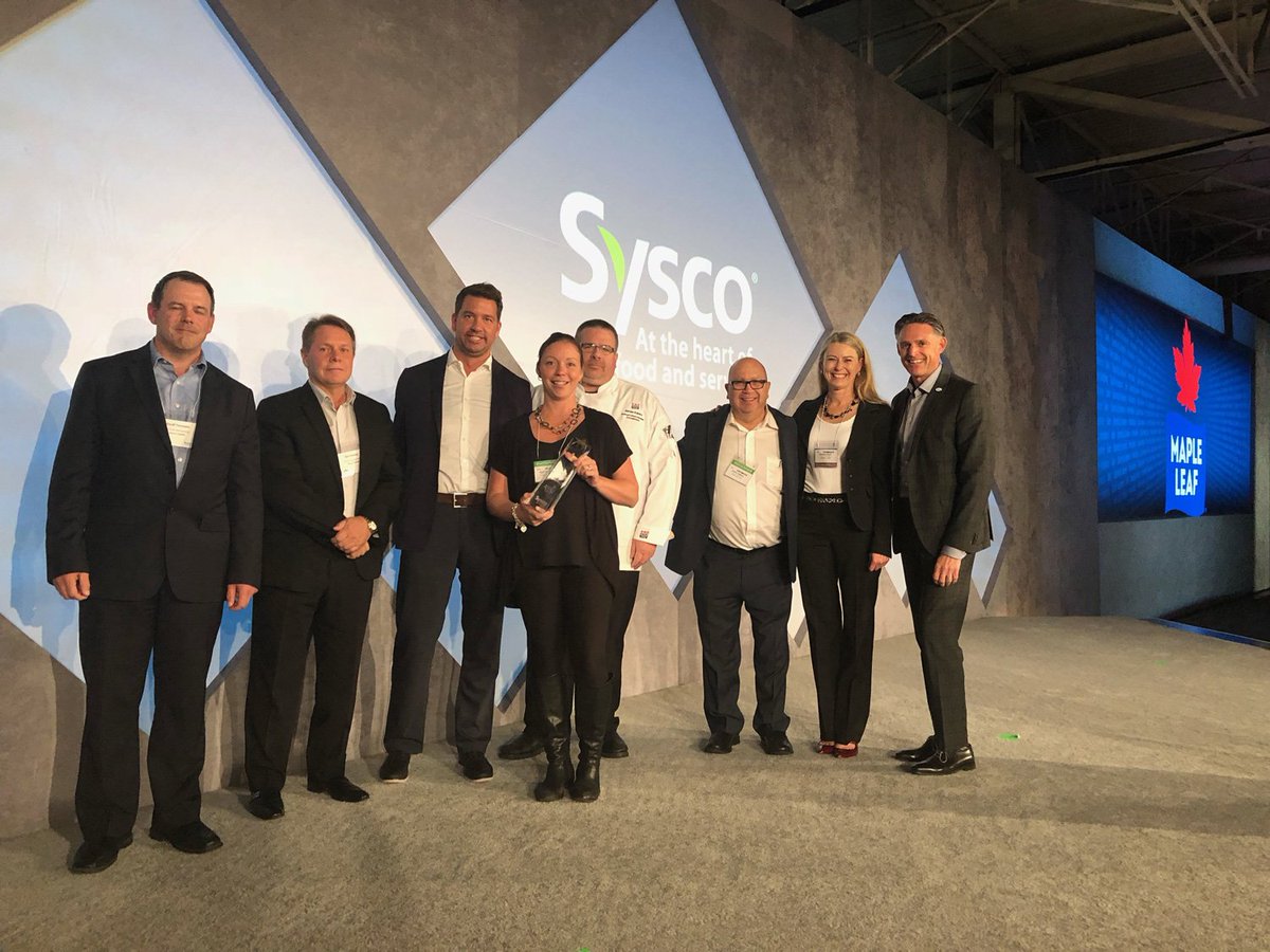 SyscoCanada's tweet photo. Congratulations to Maple Leaf Foods for earning the Top 10 Supplier Excellence Award. Thank you for your commitment and dedication! @MapleLeafFoods #SyscoCanada #SyscoSupplierExcellence2018 #SyscoPartnership https://t.co/y8z1X4jWvJ