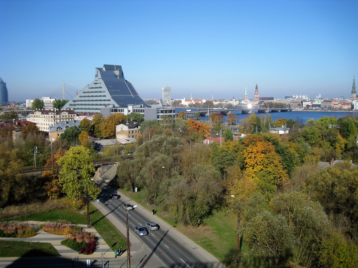 Rudens apgleznojis Rīgu. Sveiciens no Torņakalna!