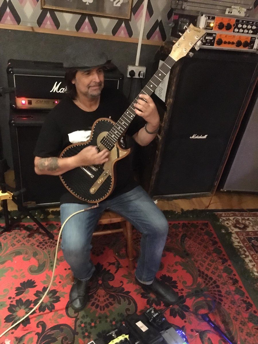 Phil Campbell tweet media