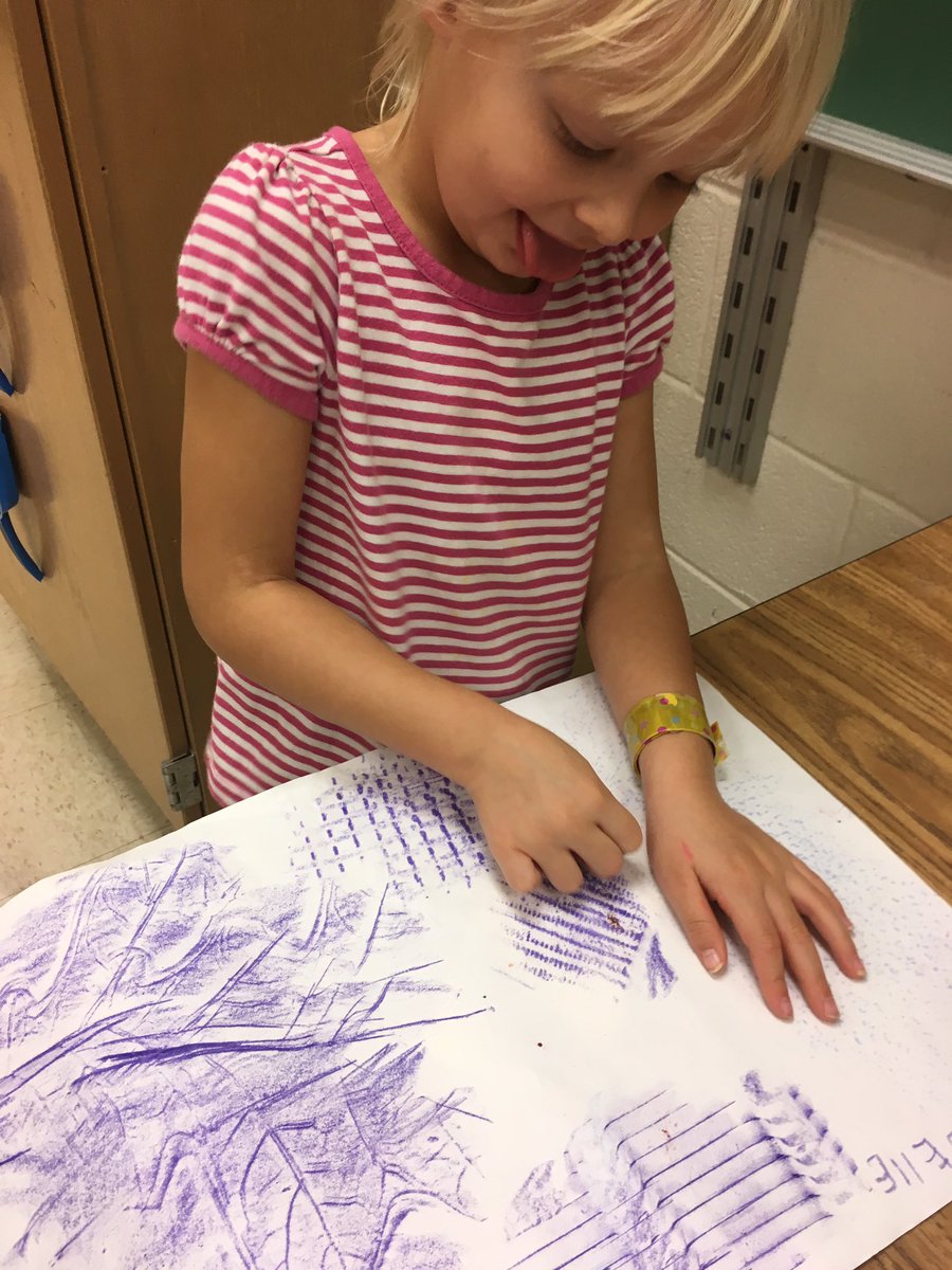 mednick_mrs's tweet photo. T is for Texture!! K exploring hidden textures around the art room. "Hey! Hair has texture, too!!" ๐#artclass #sanfordvillepride #wvcsd https://t.co/LRC6NQrbMM