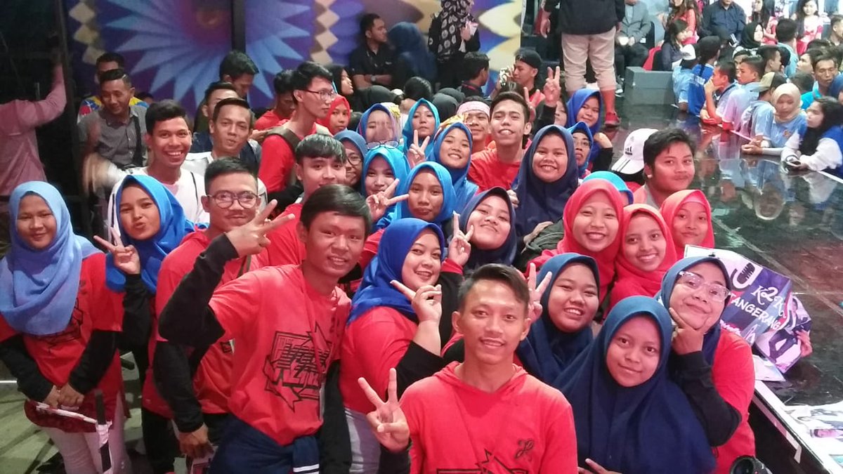 #IDA2018RizkiRidho 
Semangaat yg lg ngelive didalam...