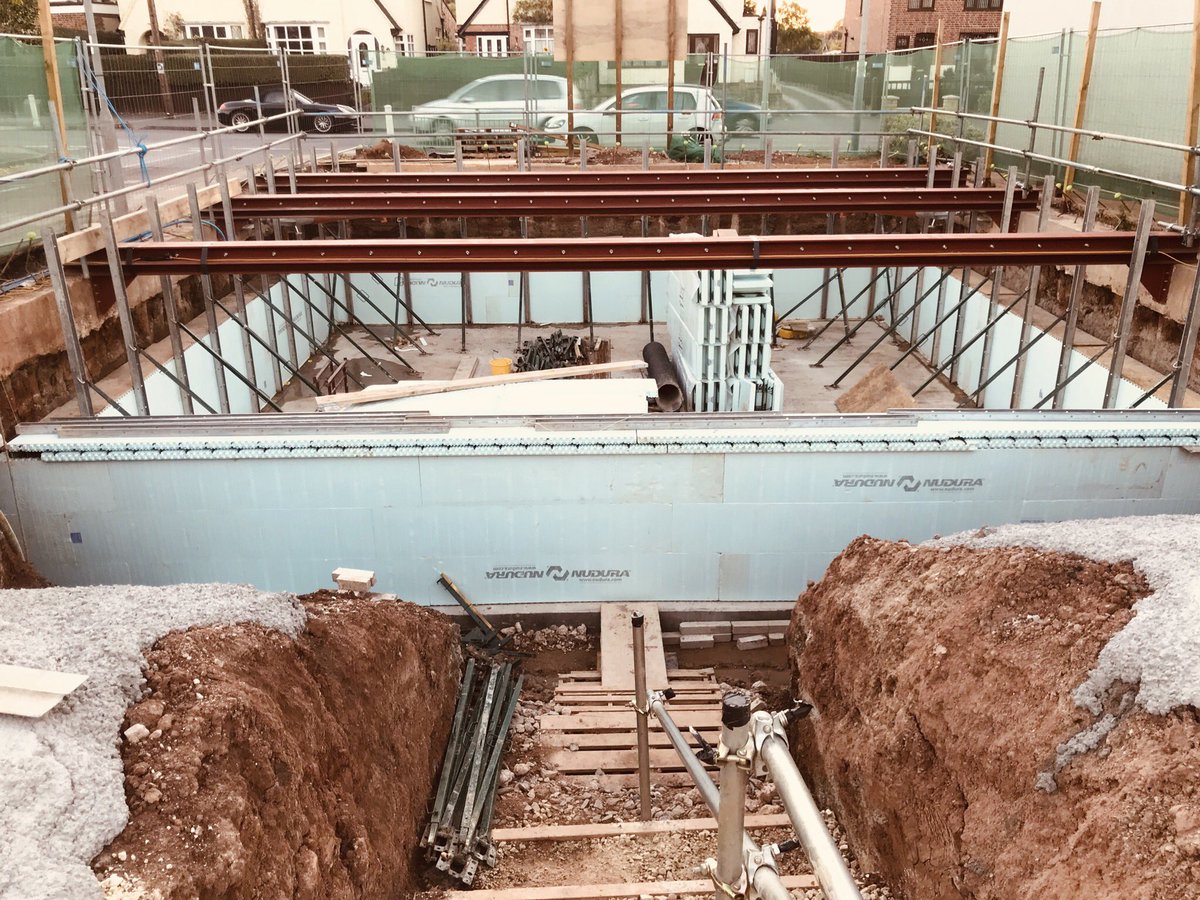 Rob Mascari tweet media