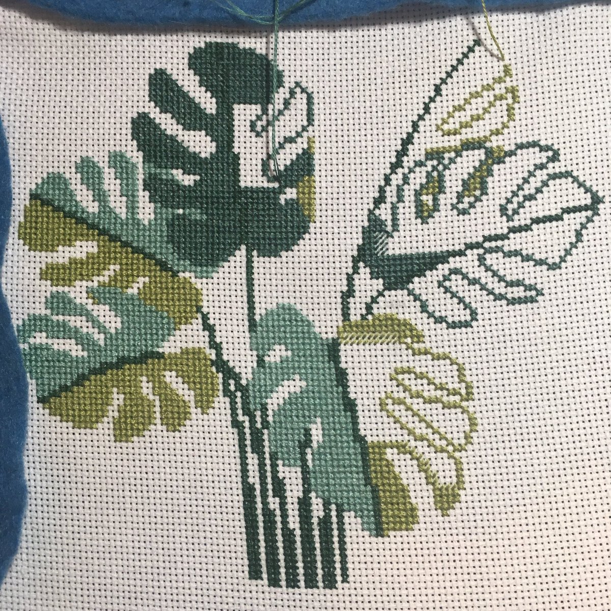kwarning9's tweet photo. I will be working on this again today at https://t.co/ReZQviUPWp
Pattern by @ponystitches #crossstitch #crossstitching #crossstitcher #crossstitchersofinstagram #crossstitchpattern #twitchstitch #pixelstitch #sewbeit #knottybynature #8bitstitch https://t.co/Ivtm9Ync0r