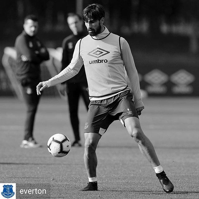 RBMersey's tweet photo. @Regran_ed from @everton - FITNESS BOOST! 🙌 @aftgomes21 took full part in a behind-closed-doors game today, along with @yerrymina, @jamesmccarthy90 & @bbanita_4!
•
•
•
#everton #efc #fitness #andregomes #mina #mccarthy #baningime #pl - #regrann https://t.co/SwqQup3lDD https://t.co/We0V8qDXMg